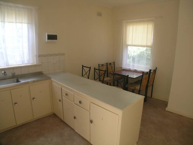1 Tarnham Road, Seacombe Heights SA 5047
