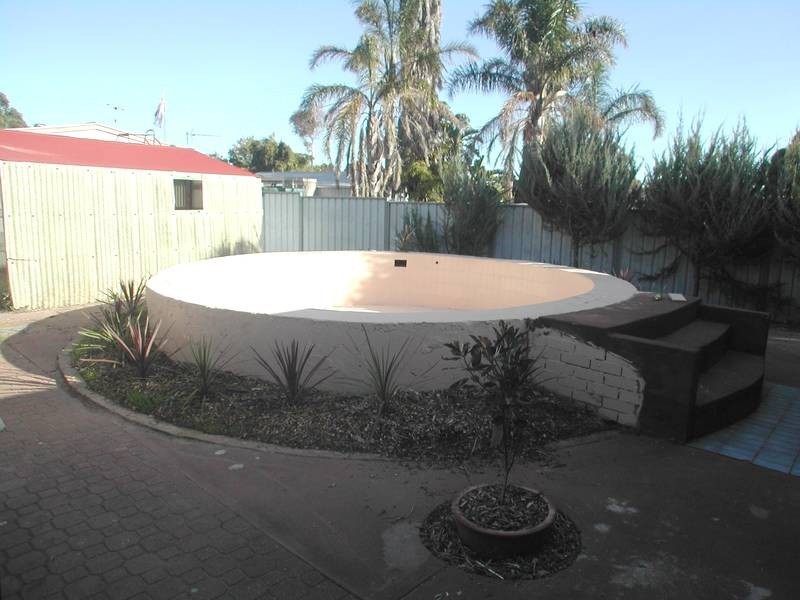 19 Featherstone Drive, Huntfield Heights SA 5163