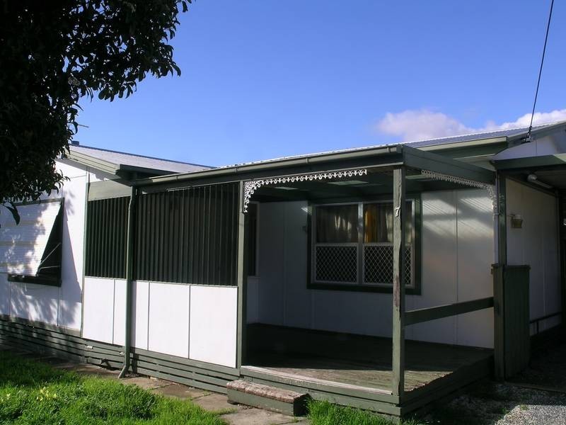 7 Bradman Street, Sturt SA 5047