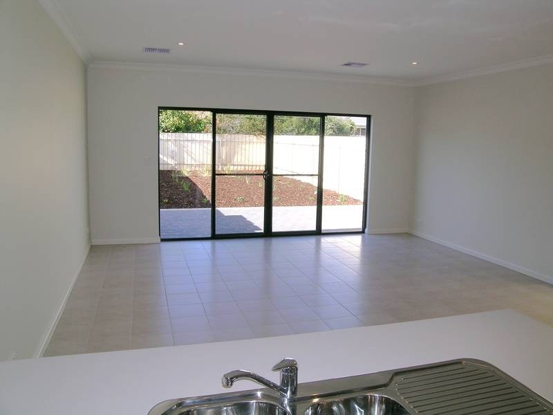 6b Kingston Avenue, Seacombe Gardens SA 5047