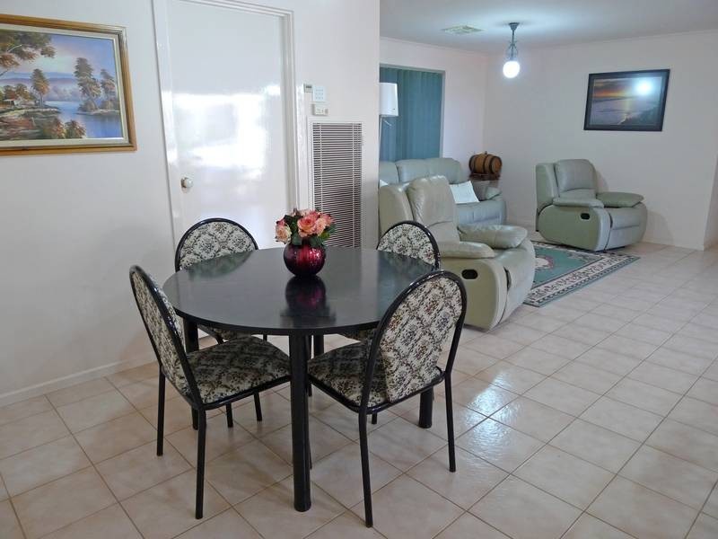 10 Resolute Crescent, Hallett Cove SA 5158