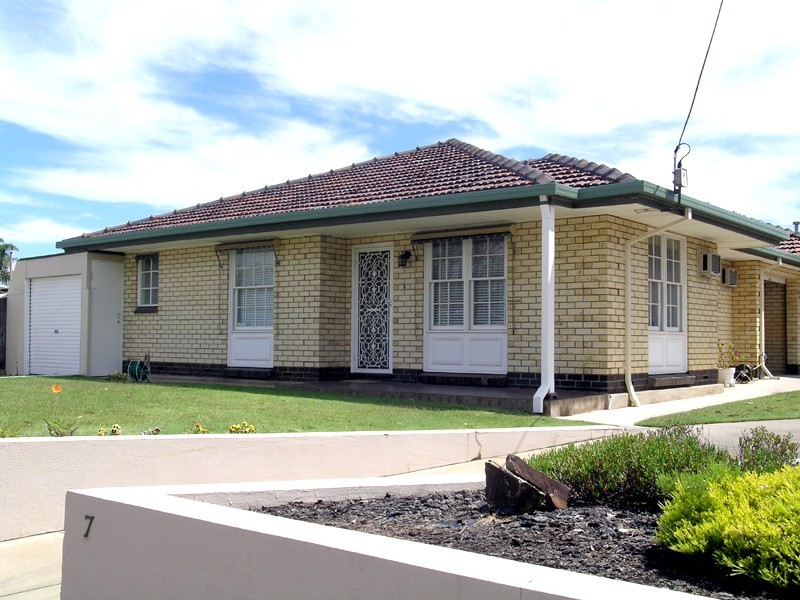 1/7 Dyson Street, Glenelg SA 5045