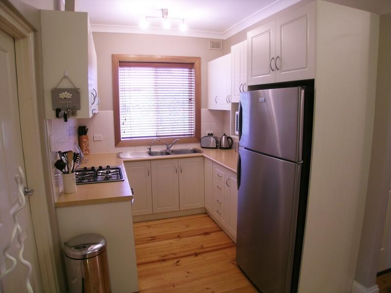 10 Renown Avenue, Clovelly Park SA 5042