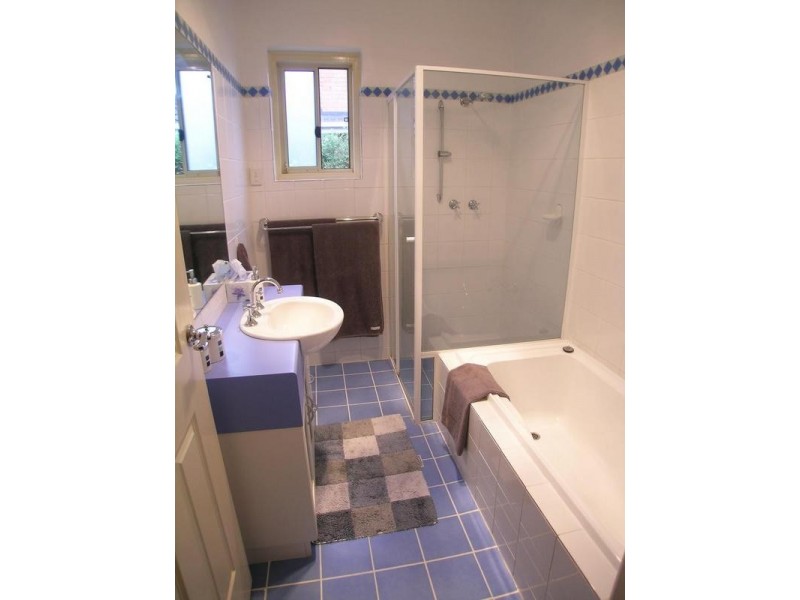 10 Renown Avenue, Clovelly Park SA 5042