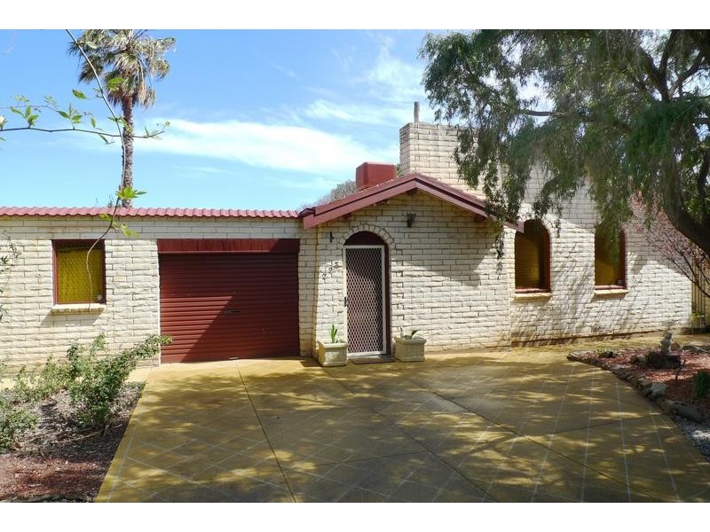 223 Commercial Road, Port Noarlunga South SA 5167