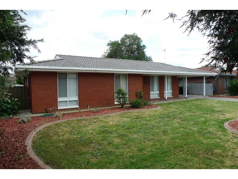 5 Raphael Crescent, Morphett Vale SA 5162