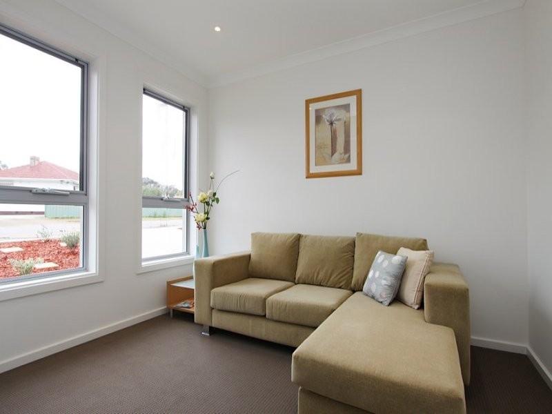 1/34 Albany crescent, Oaklands Park SA 5046