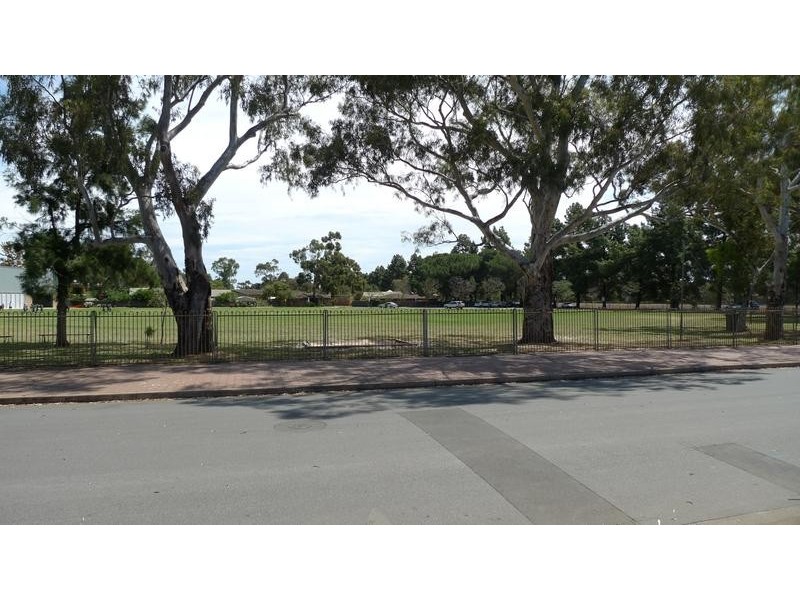 2a Alison Avenue, Marion SA 5043