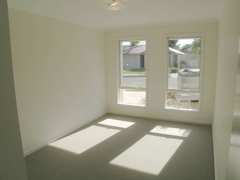 8 Rider Street, Seacombe Gardens SA 5047