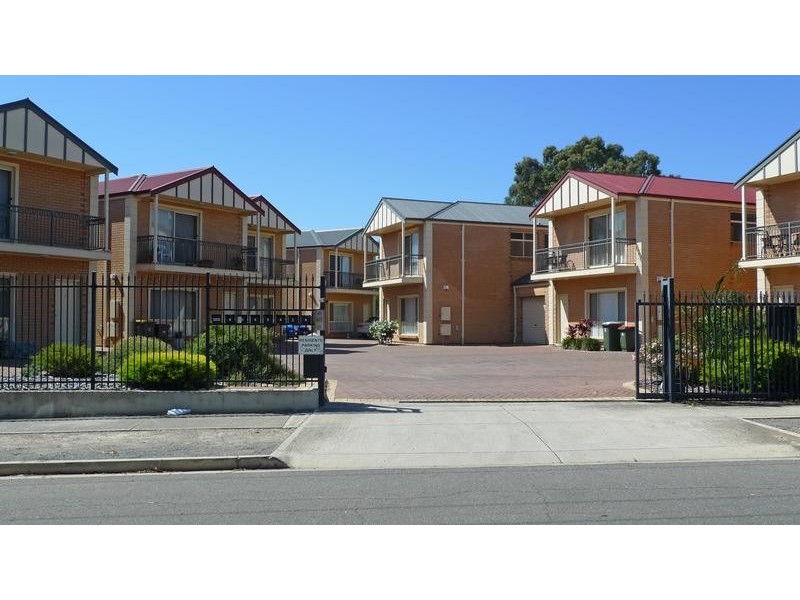 4/1b Thirza Avenue, Mitchell Park SA 5043
