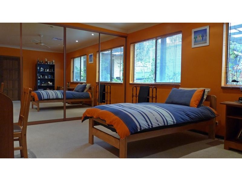 16 Victoria Parade, Darlington SA 5047