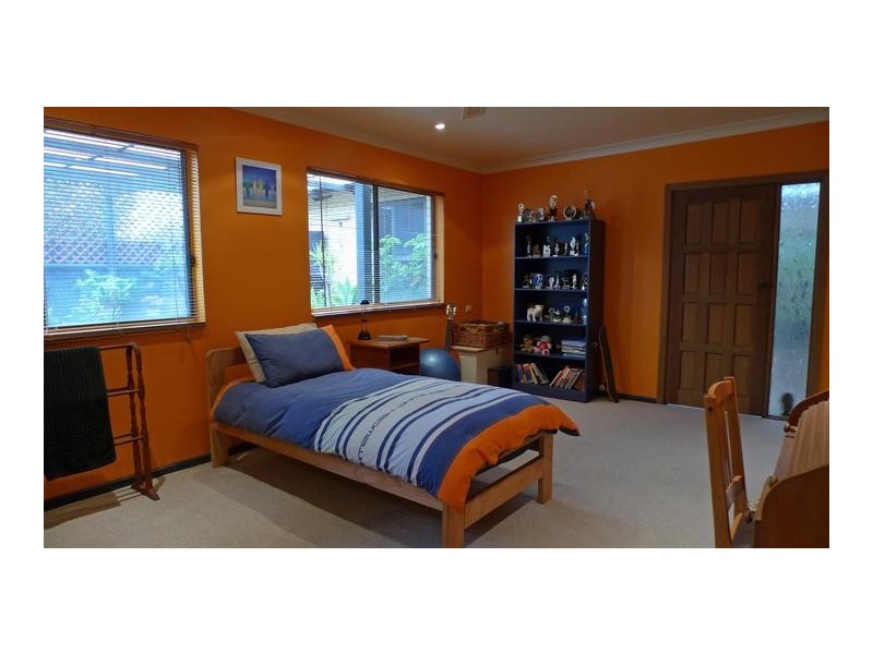 16 Victoria Parade, Darlington SA 5047