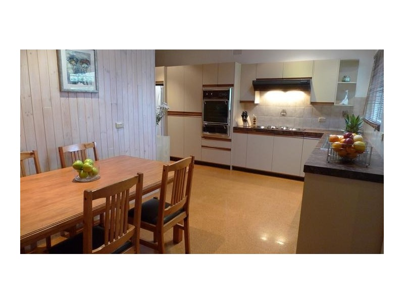 16 Victoria Parade, Darlington SA 5047