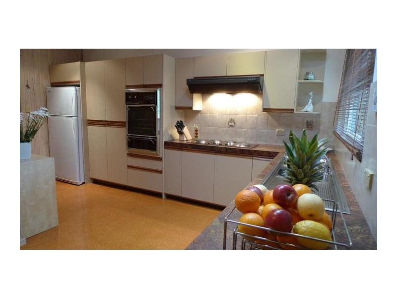 16 Victoria Parade, Darlington SA 5047