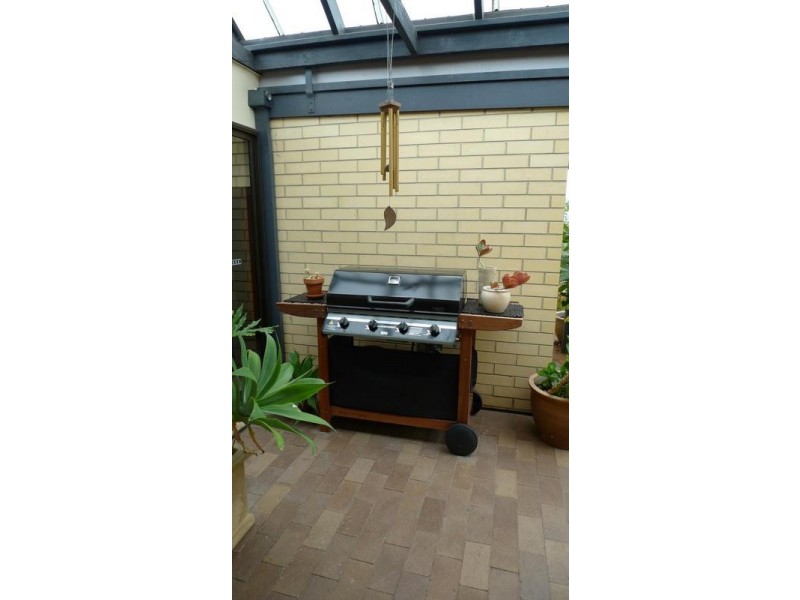 16 Victoria Parade, Darlington SA 5047