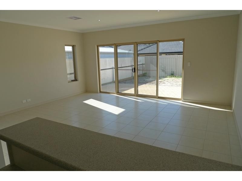 45b Kingston Avenue, Seacombe Gardens SA 5047