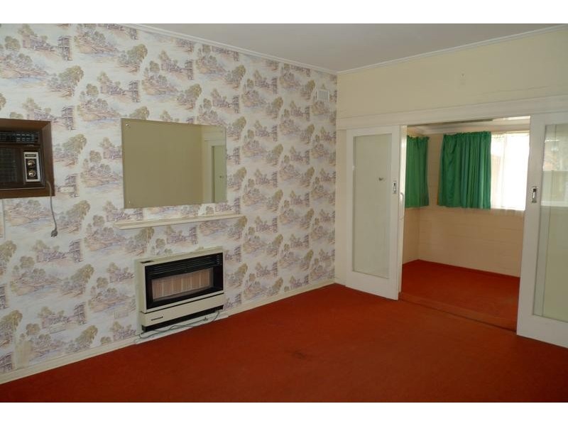 2 Greenasche Avenue, Seacombe Gardens SA 5047