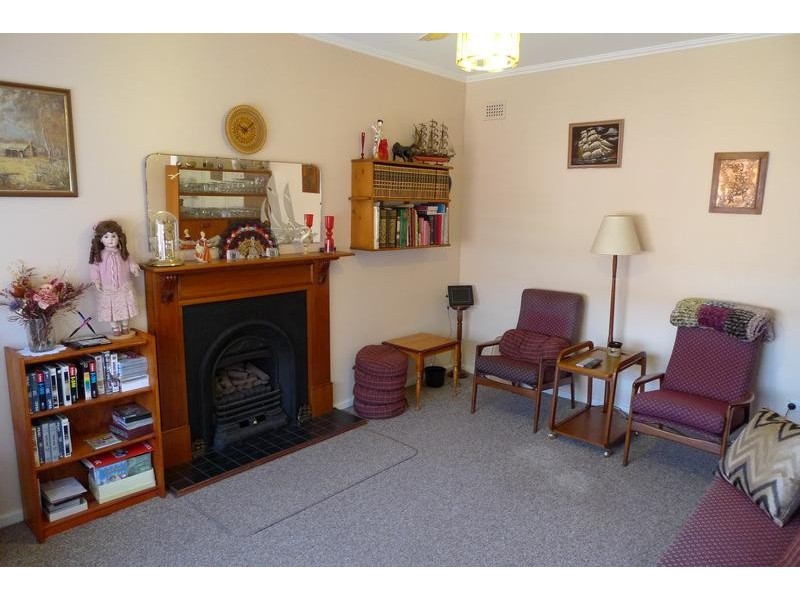 8 Woodhead Street, West Beach SA 5024