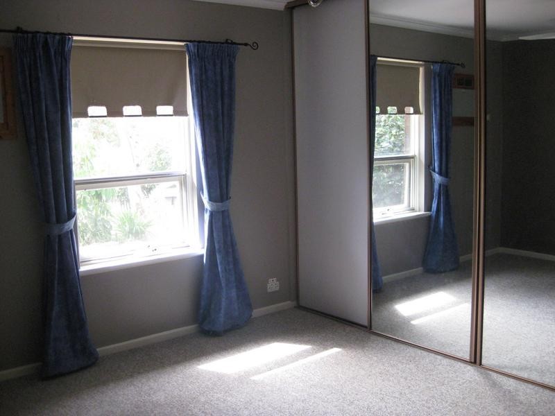 9 Hui Hui Drive, Happy Valley SA 5159