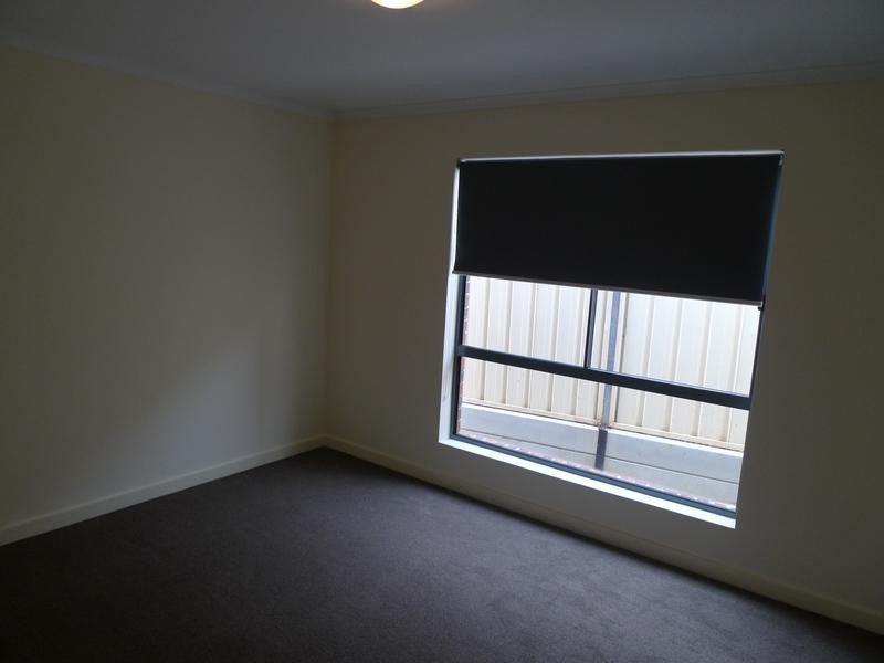 1 Henty Street, Seacombe Gardens SA 5047