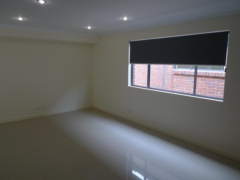 1 Henty Street, Seacombe Gardens SA 5047