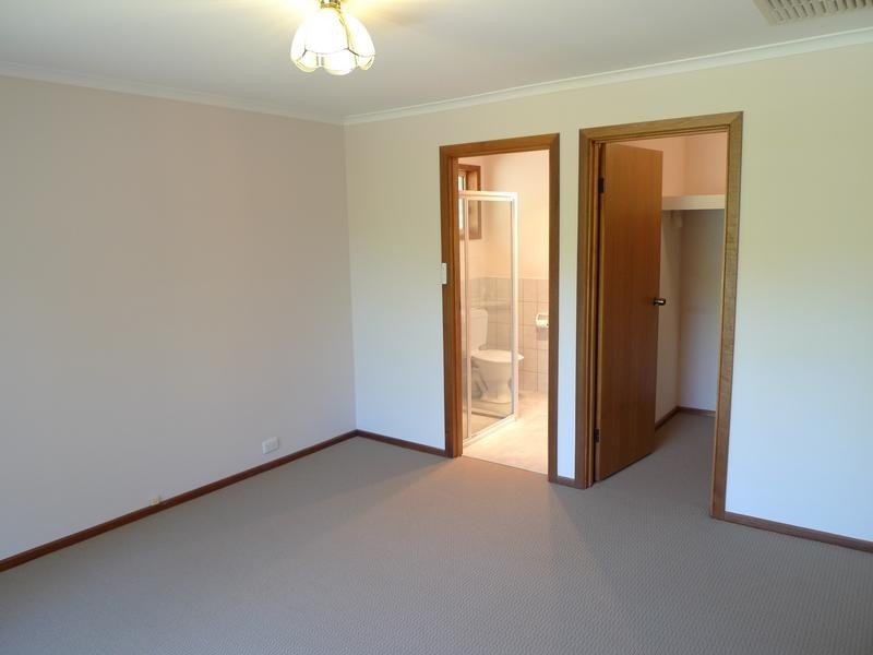 3 Ursula Court, Aberfoyle Park SA 5159