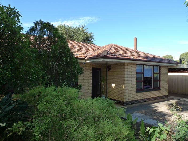 1 Woodmere Avenue, Mitchell Park SA 5043