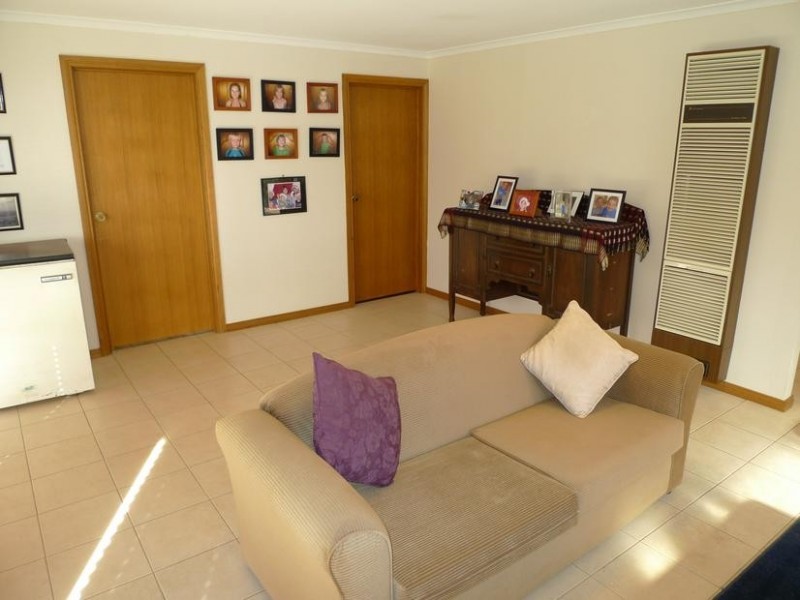 131 Perry Barr Road, Hallett Cove SA 5158
