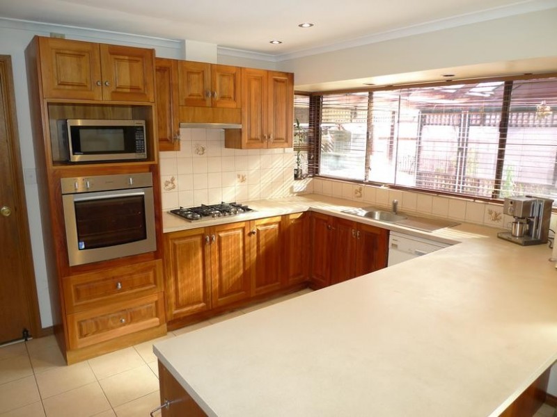 131 Perry Barr Road, Hallett Cove SA 5158