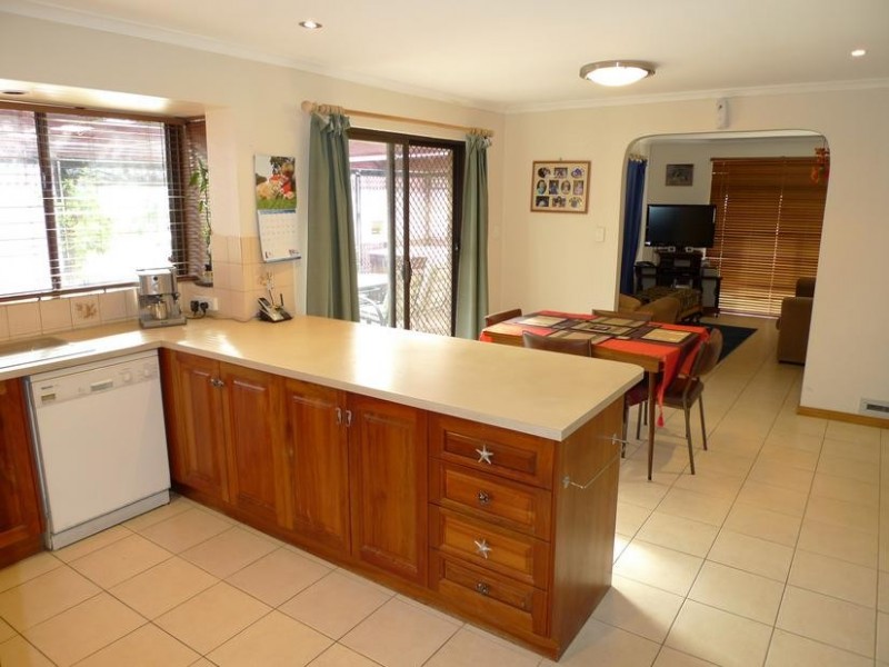 131 Perry Barr Road, Hallett Cove SA 5158