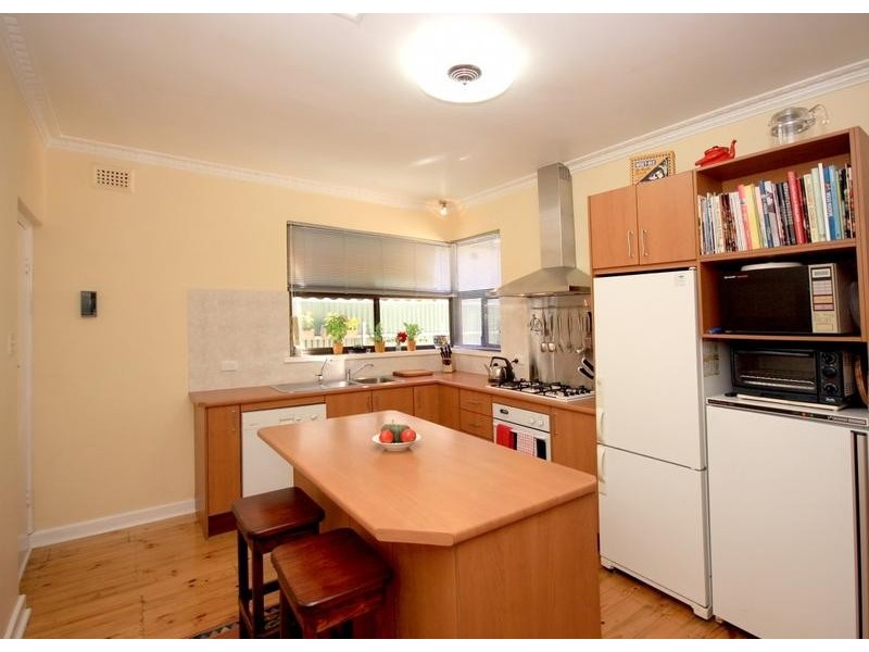 486 Cross Road, Glandore SA 5037