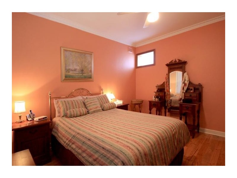 486 Cross Road, Glandore SA 5037