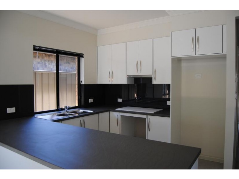 10 Ella Street, Dover Gardens SA 5048