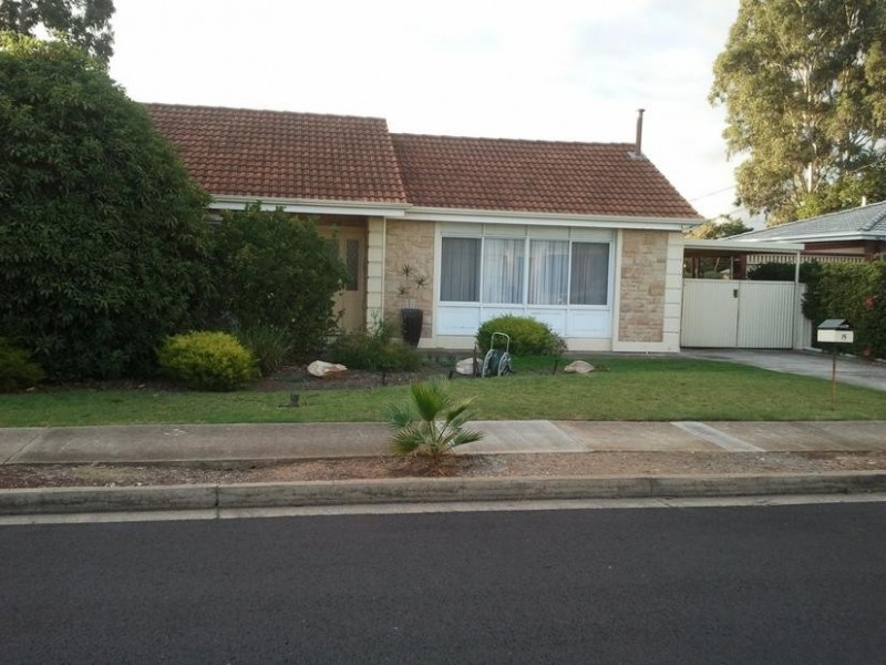 15 Livingstone Street, Glengowrie SA 5044