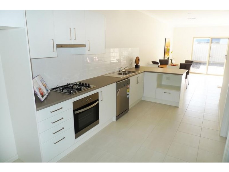 35 Kingston Avenue, Seacombe Gardens SA 5047