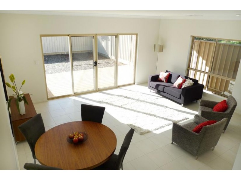 35 Kingston Avenue, Seacombe Gardens SA 5047