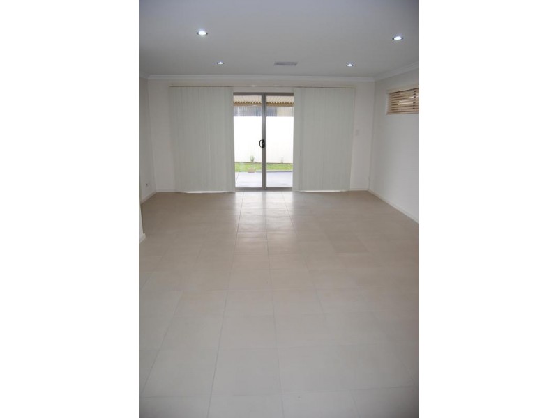 2B Carbnet Place, Seacombe Gardens SA 5047