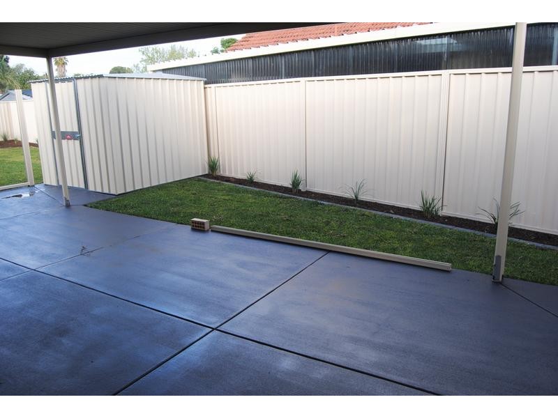 2B Carbnet Place, Seacombe Gardens SA 5047