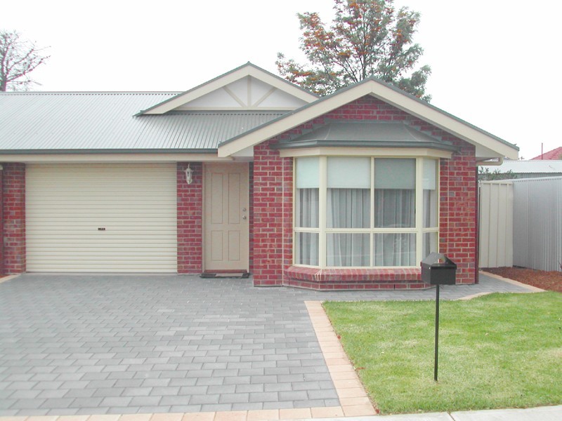 1A Bradman Street, Sturt SA 5047