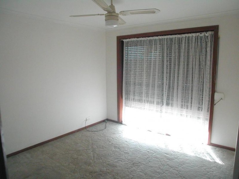 19 Featherstone Drive, Huntfield Heights SA 5163