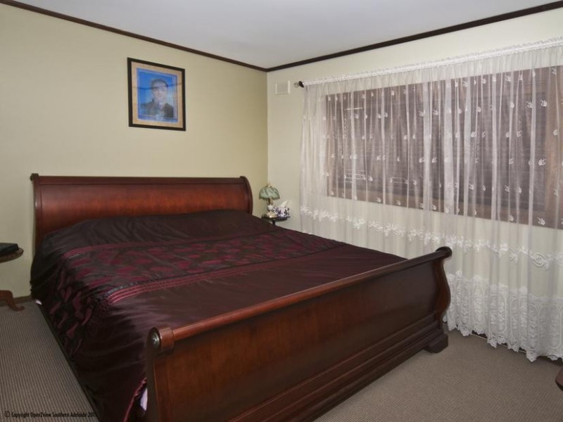 16 Hoylake Street, Novar Gardens SA 5040