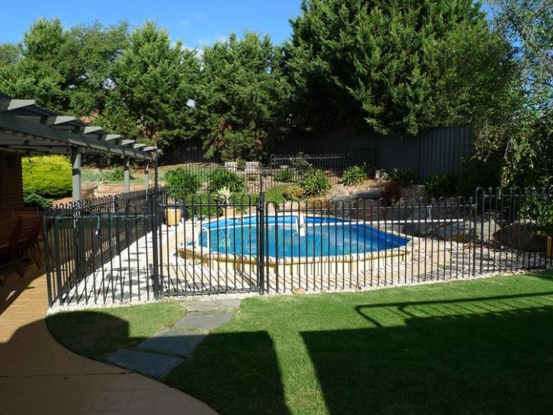 2 Jutland Parade, Woodcroft SA 5162