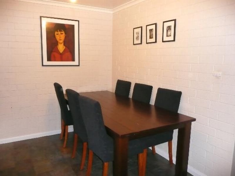 10/2 Evans Crescent, Oaklands Park SA 5046