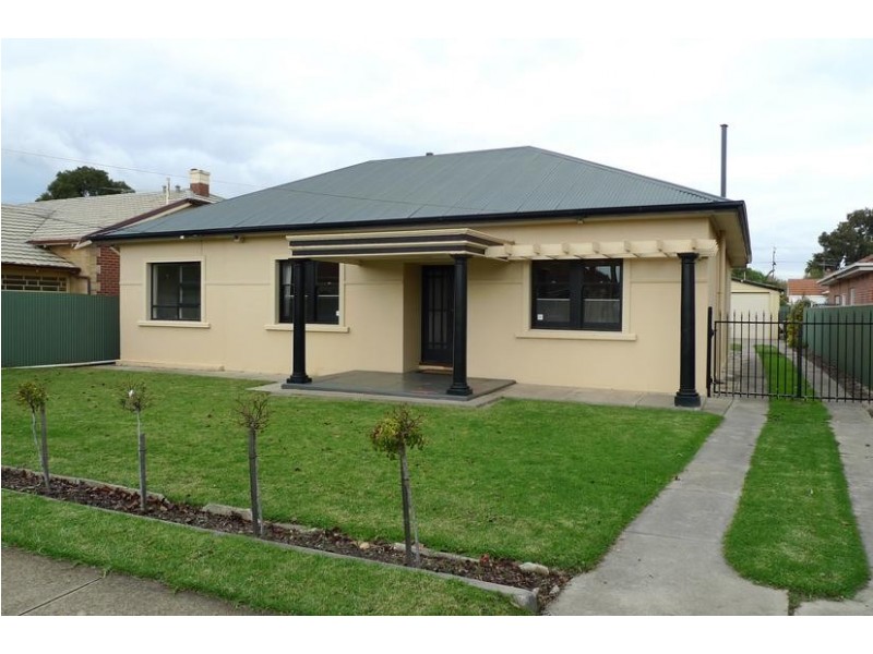 10 Albion Avenue, Glandore SA 5037