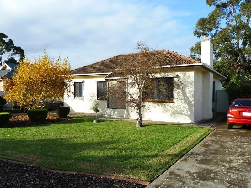 17 Doradilla Avenue, Seacombe Gardens SA 5047