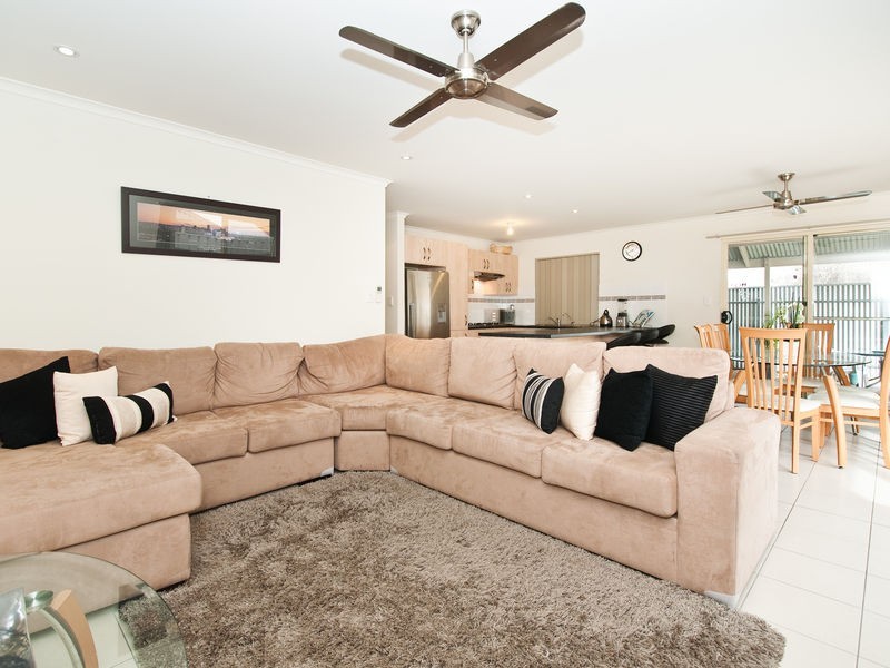 53 Bradley Grove, Mitchell Park SA 5043