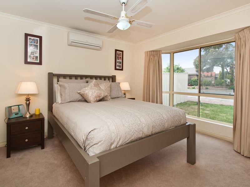 53 Bradley Grove, Mitchell Park SA 5043