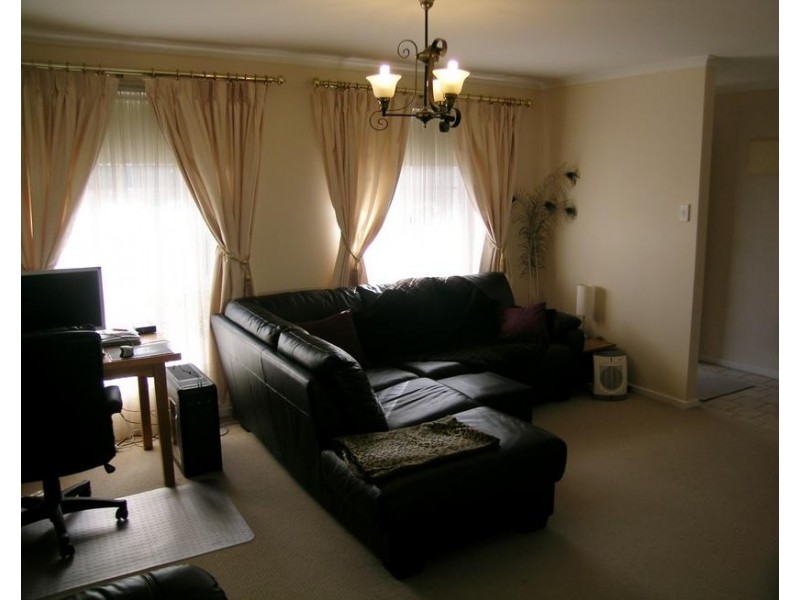 1/27 Cungena Avenue, Park Holme SA 5043