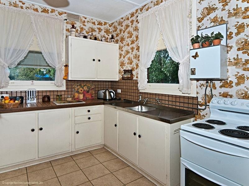 64 White Crescent, Seacombe Gardens SA 5047