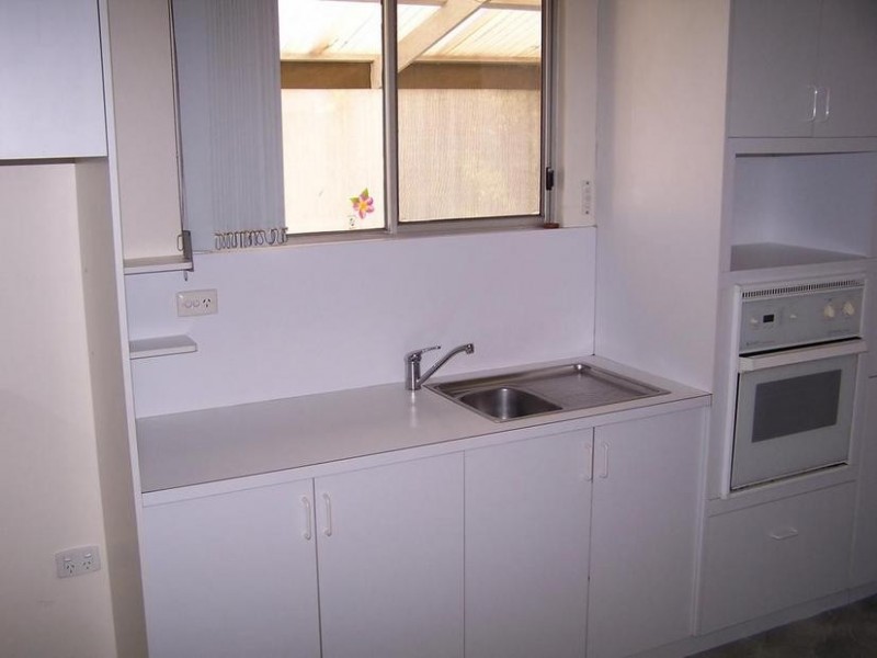 8 Crown Street, Dover Gardens SA 5048